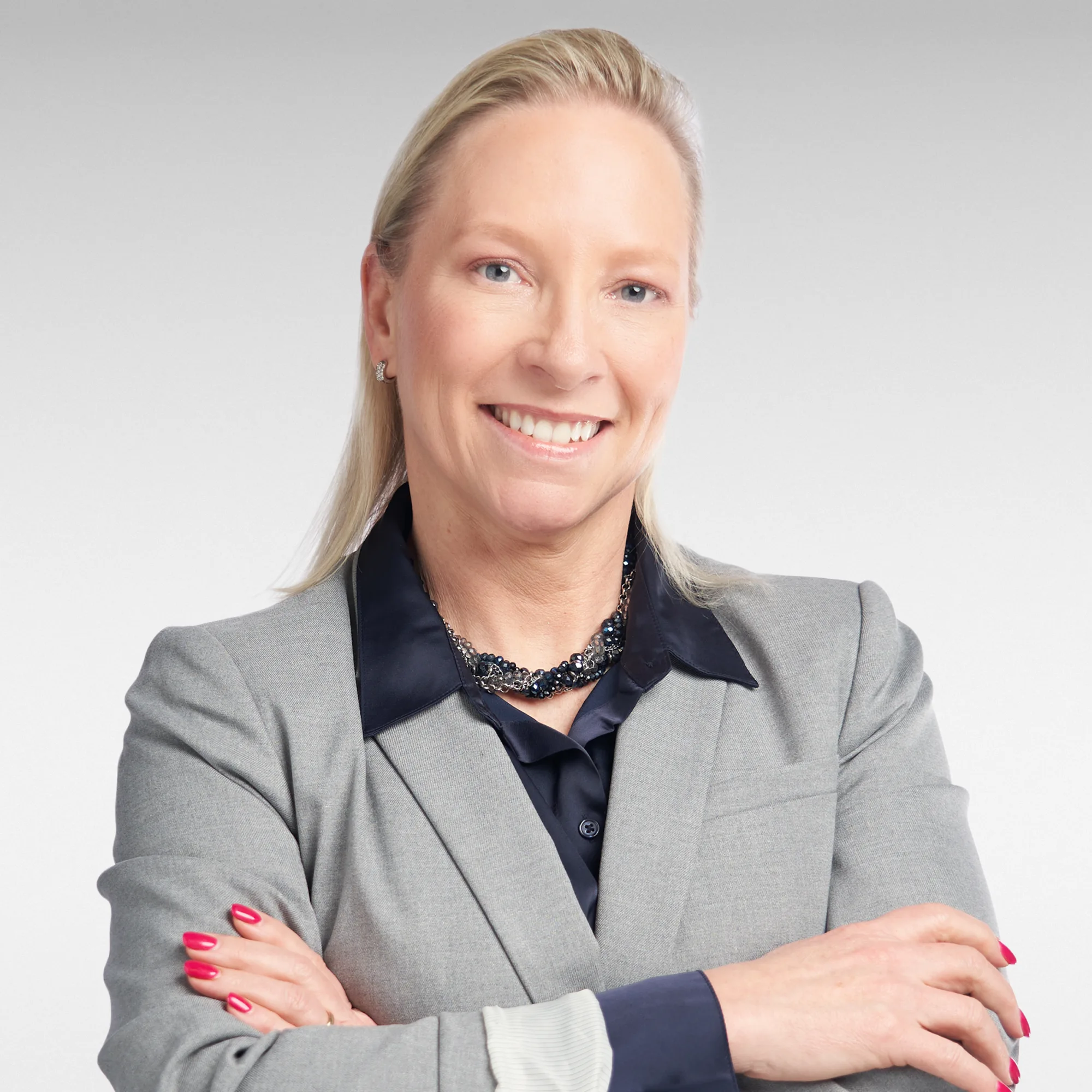 Headshot of Renée Lennon